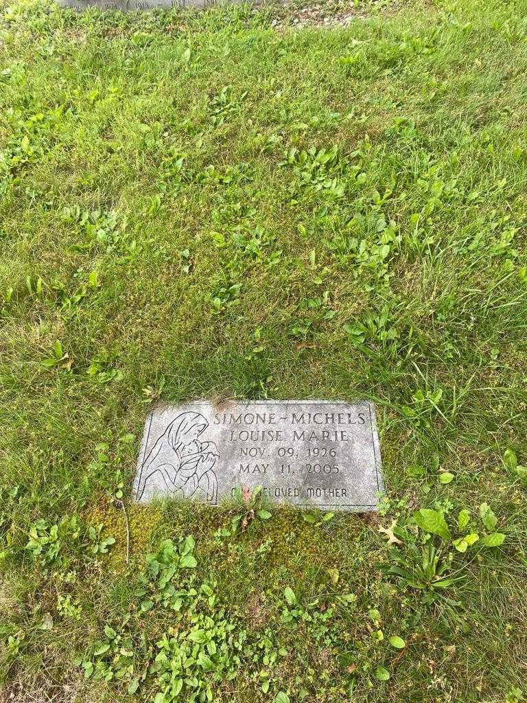 Rose Simone's grave. Photo 4