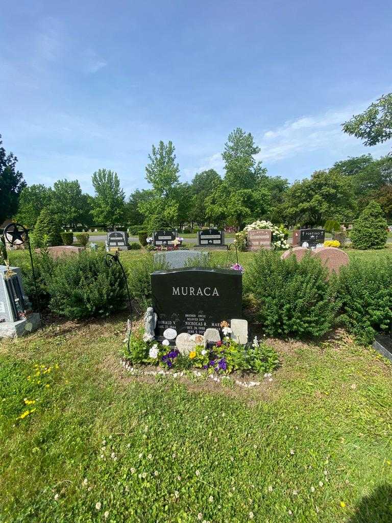 Nicholas R. Muraca's grave. Photo 1