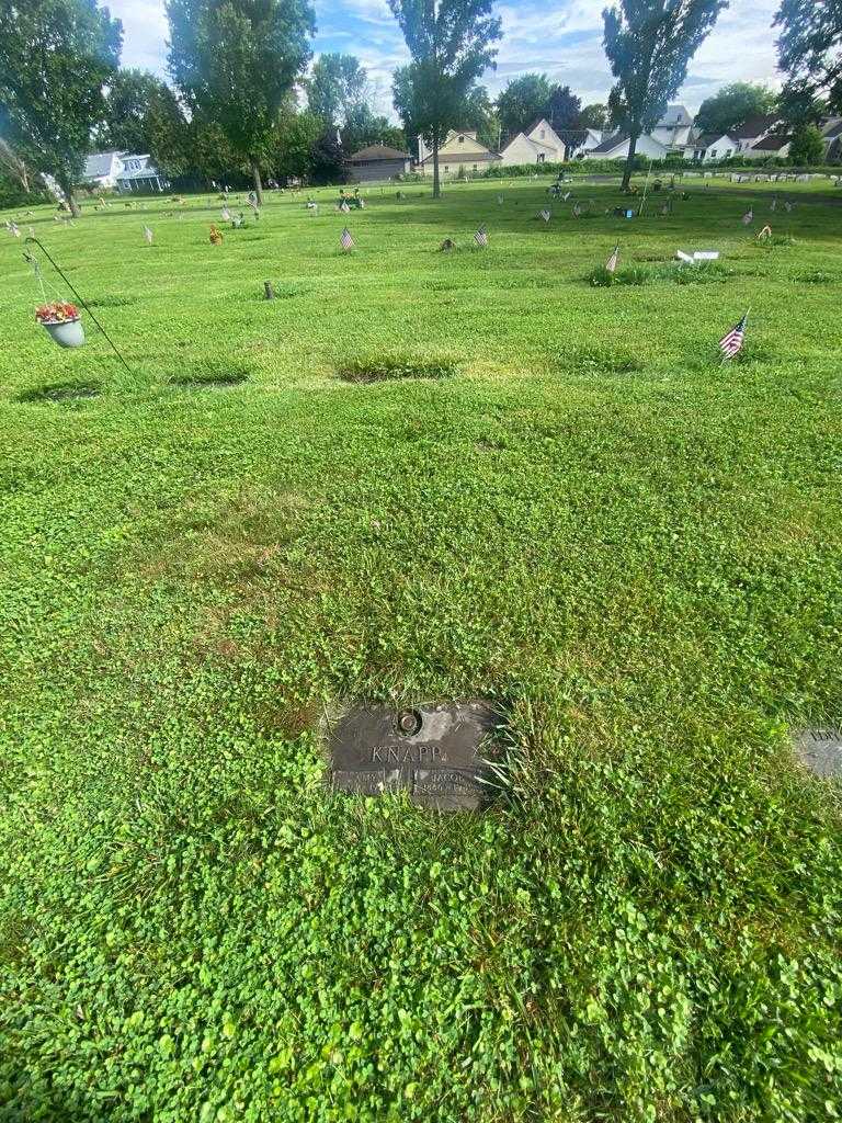 Jacob Knapp's grave. Photo 1