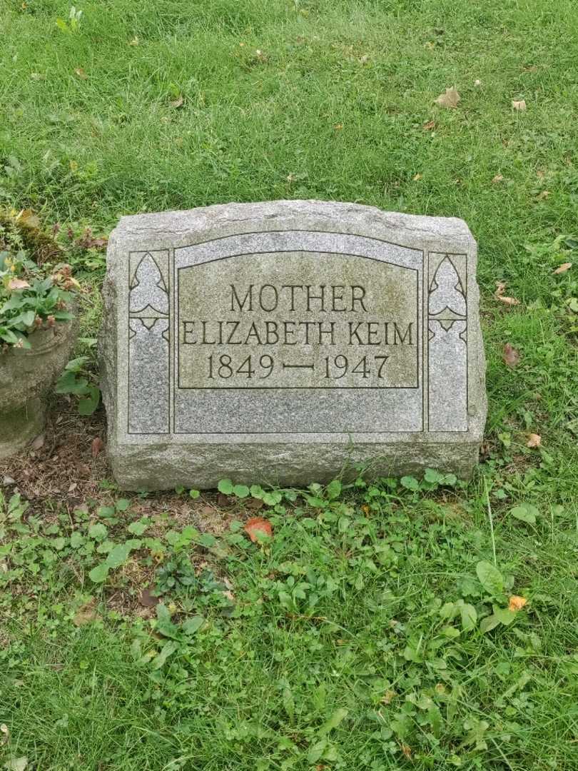 Elizabeth Keim's grave. Photo 2