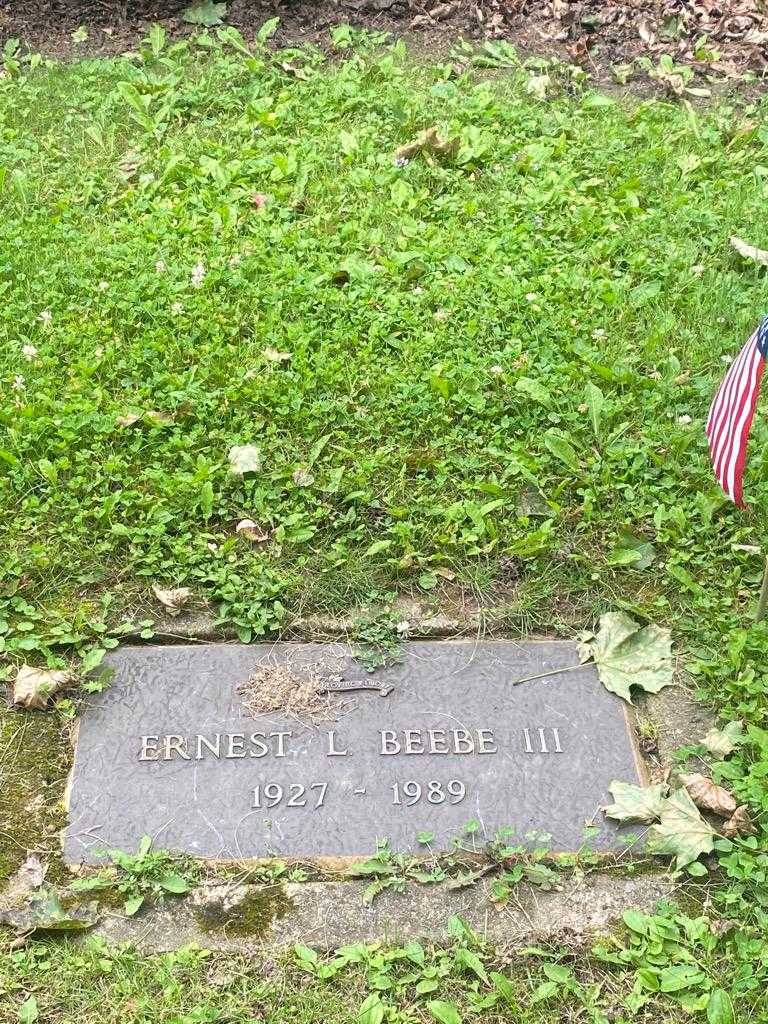 Ernest L. Beebe Third's grave. Photo 4