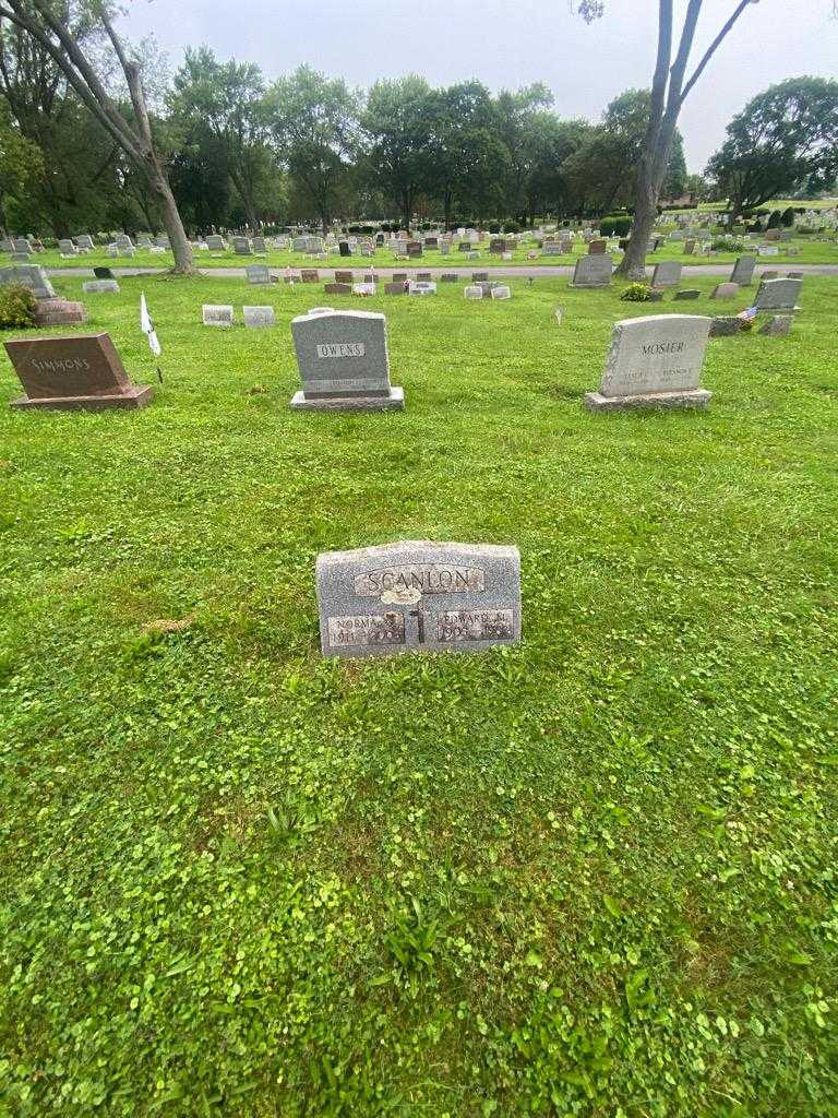 Edward M. Scanlon's grave. Photo 1