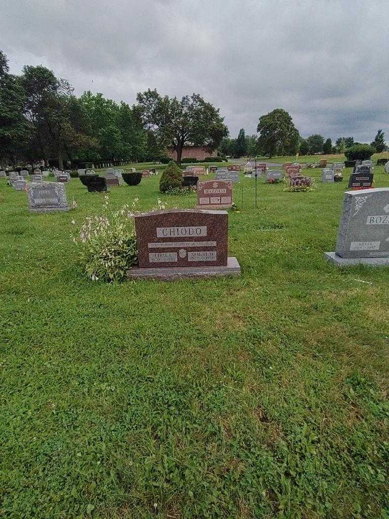 Samuel O. Chiodo's grave. Photo 1