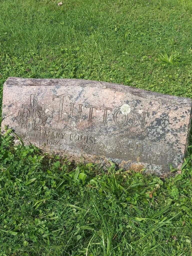 Scott Irving Tutton's grave. Photo 2