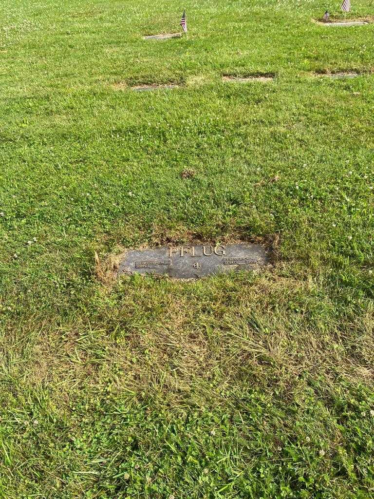 Frederick K. Pflug's grave. Photo 2