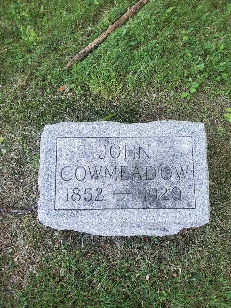 Charlotte L. Cowmeadow's grave. Photo 1