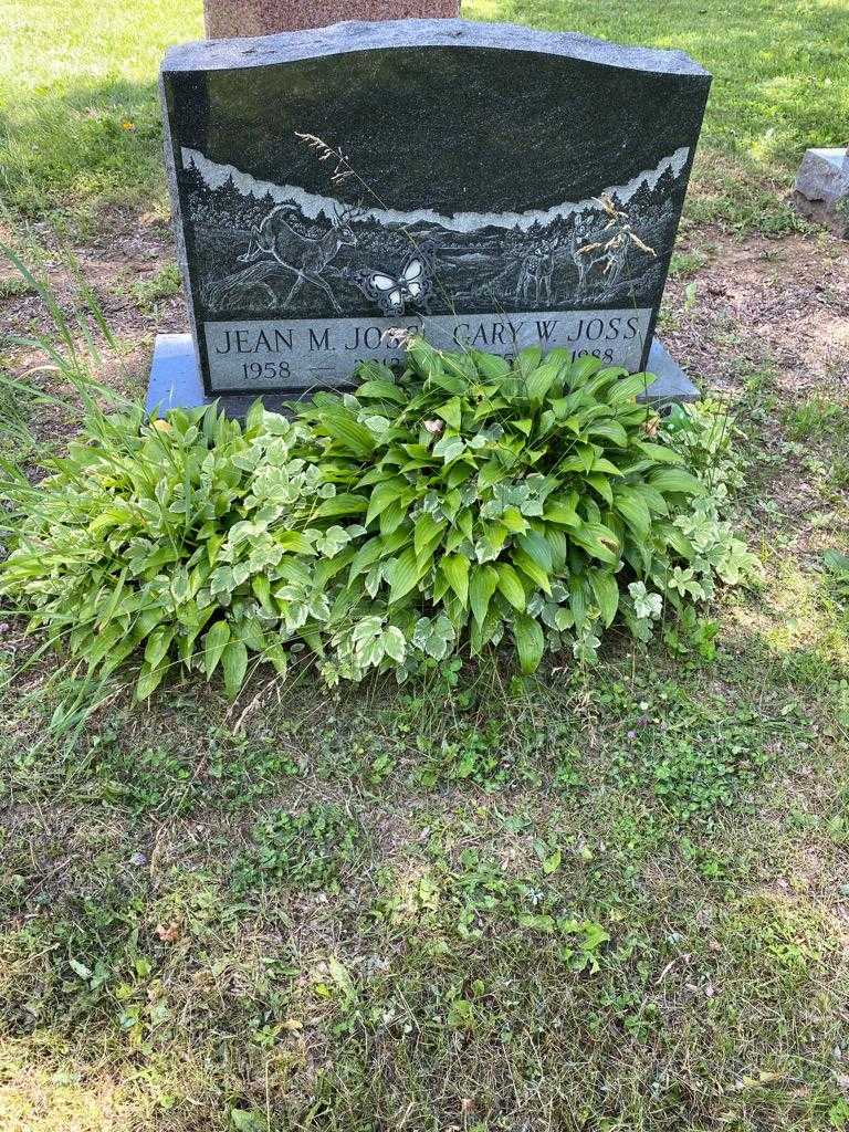 Jean M. Joss's grave. Photo 2