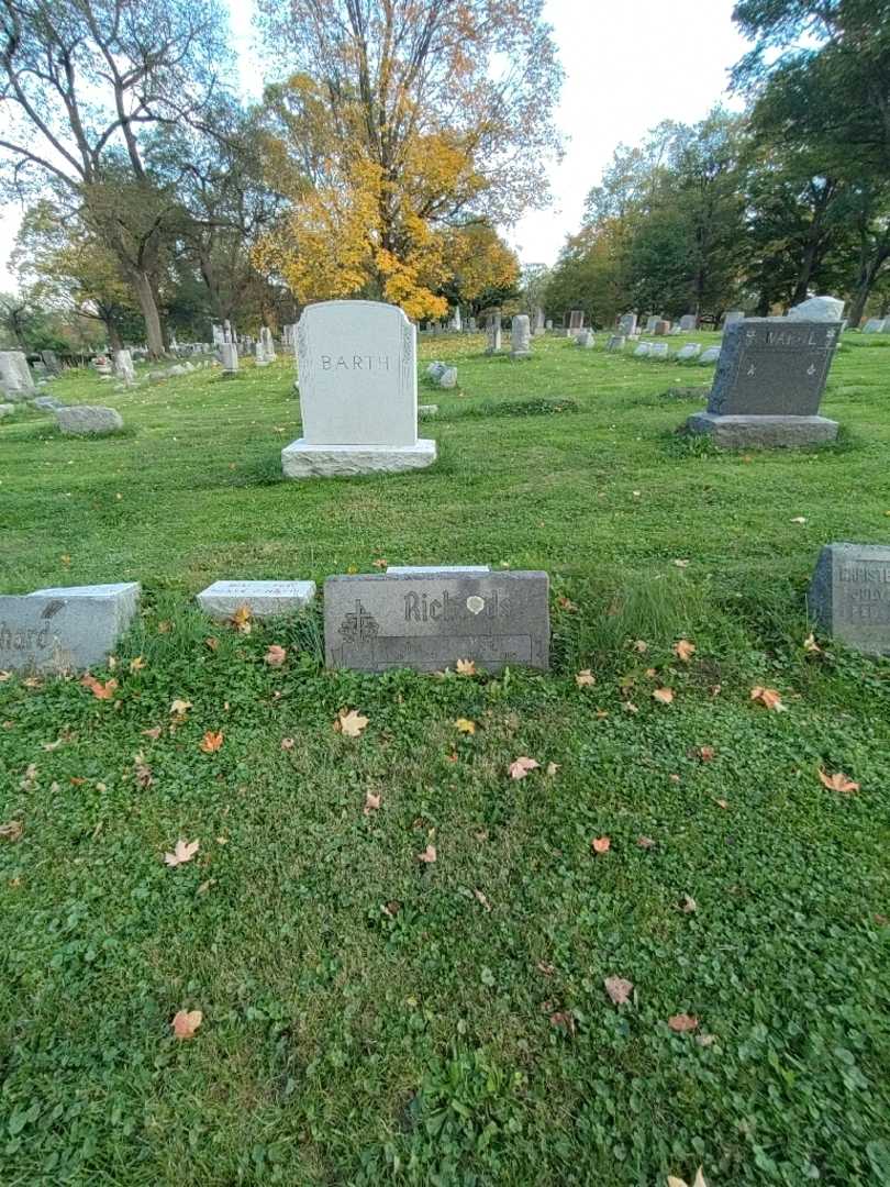 John F. "Riccardo" Richards's grave. Photo 1