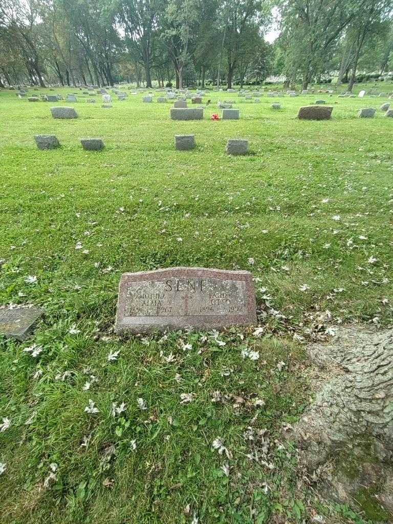 Alma M. Senf's grave. Photo 1