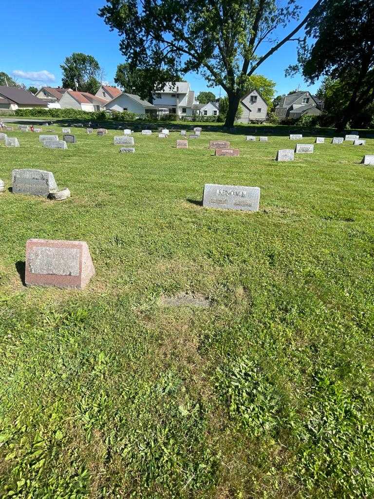 Elmer C. Greene's grave. Photo 1