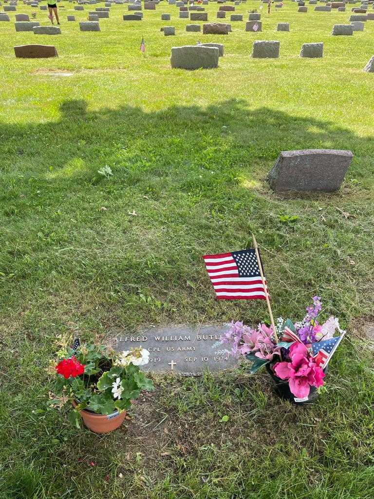 Alfred William Butler US Army's grave. Photo 2