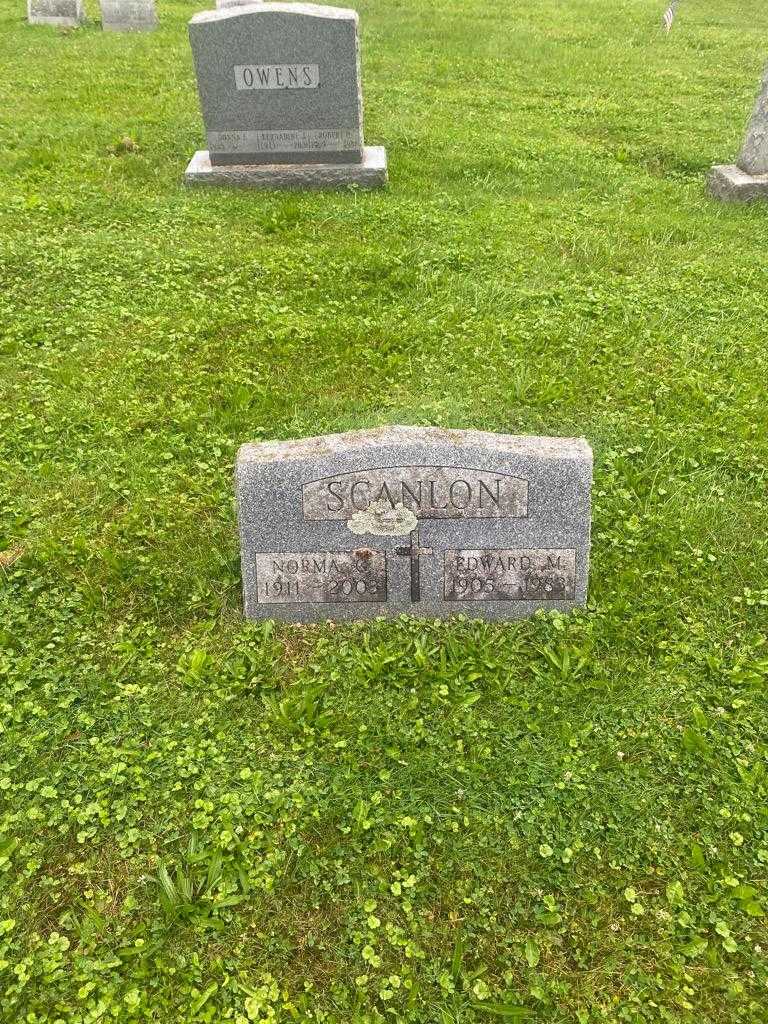 Edward M. Scanlon's grave. Photo 2