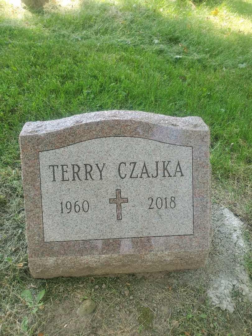 Teresa J. "Terry" Czajka's grave. Photo 3