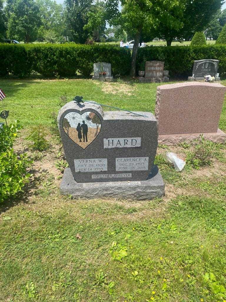 Linda L. Dolphin's grave. Photo 2