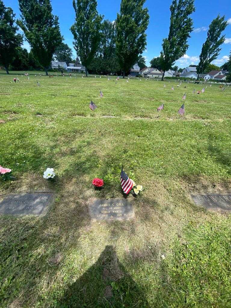 James C. Gill's grave. Photo 1