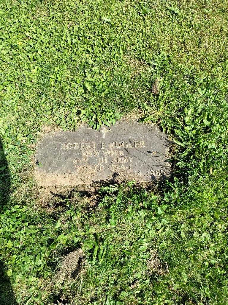 Robert E. Kugler's grave. Photo 2