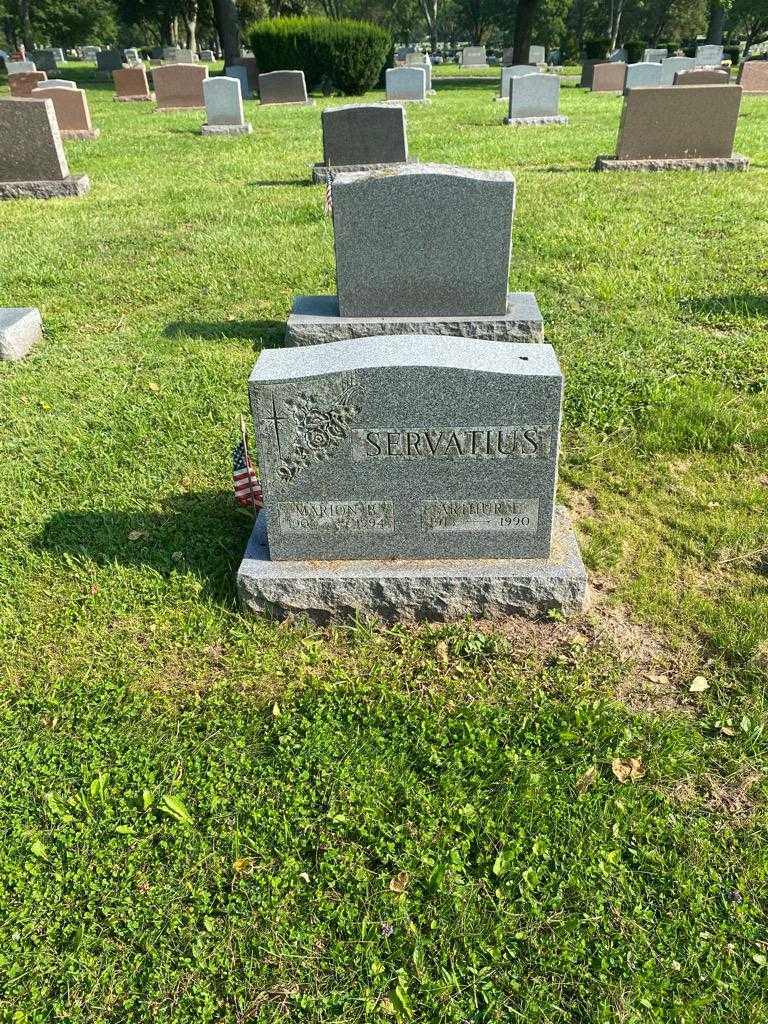 Arthur E. Servatius's grave. Photo 2