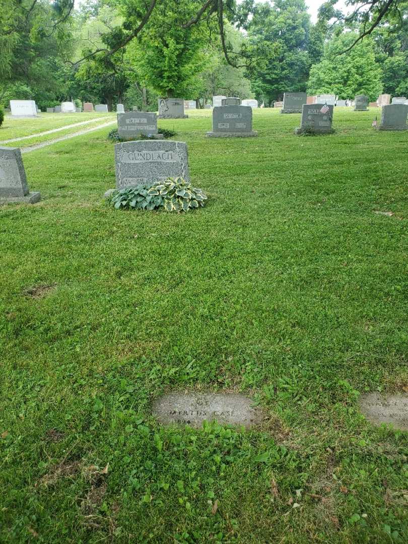 Myrtus C. Case's grave. Photo 1