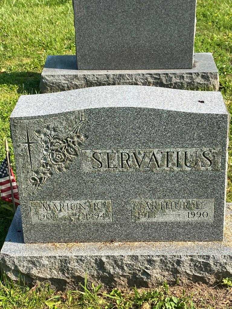 Arthur E. Servatius's grave. Photo 3
