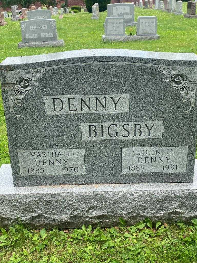Martha E. Denny's grave. Photo 3