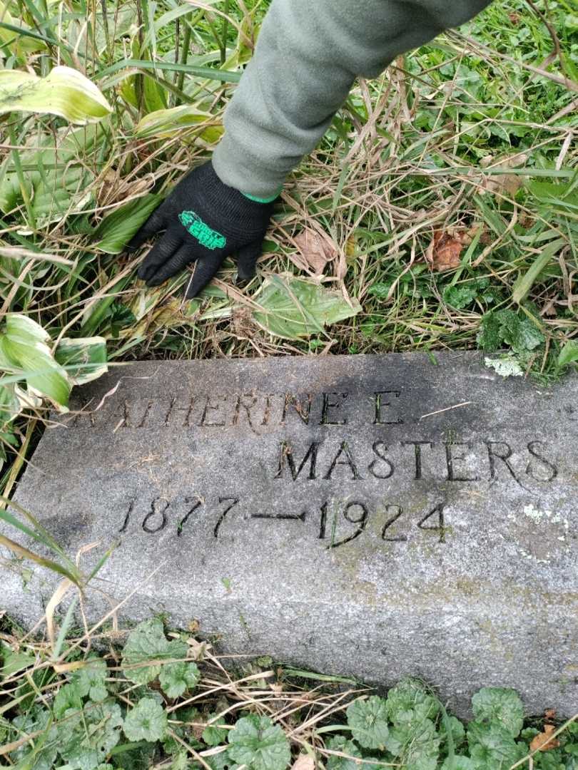 Howard J. Masters's grave. Photo 1