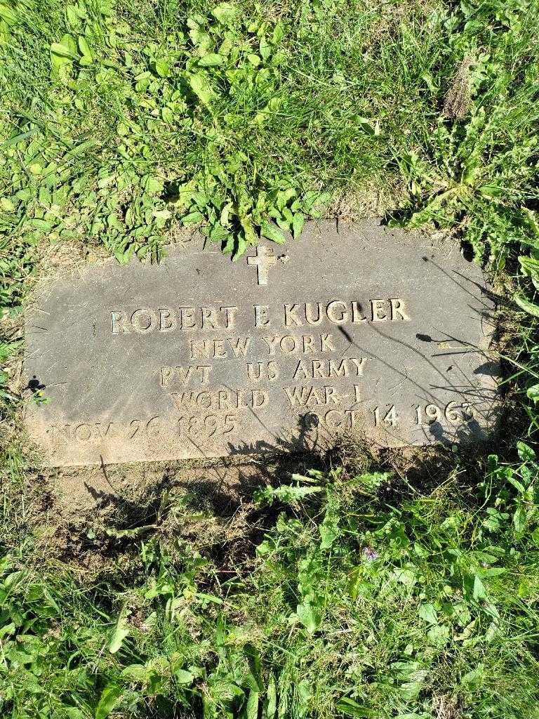 Robert E. Kugler's grave. Photo 3