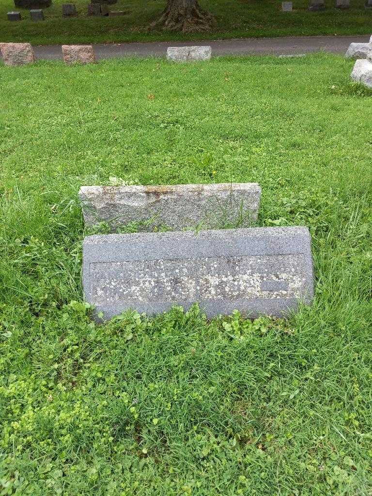 John F. Leckey's grave. Photo 1