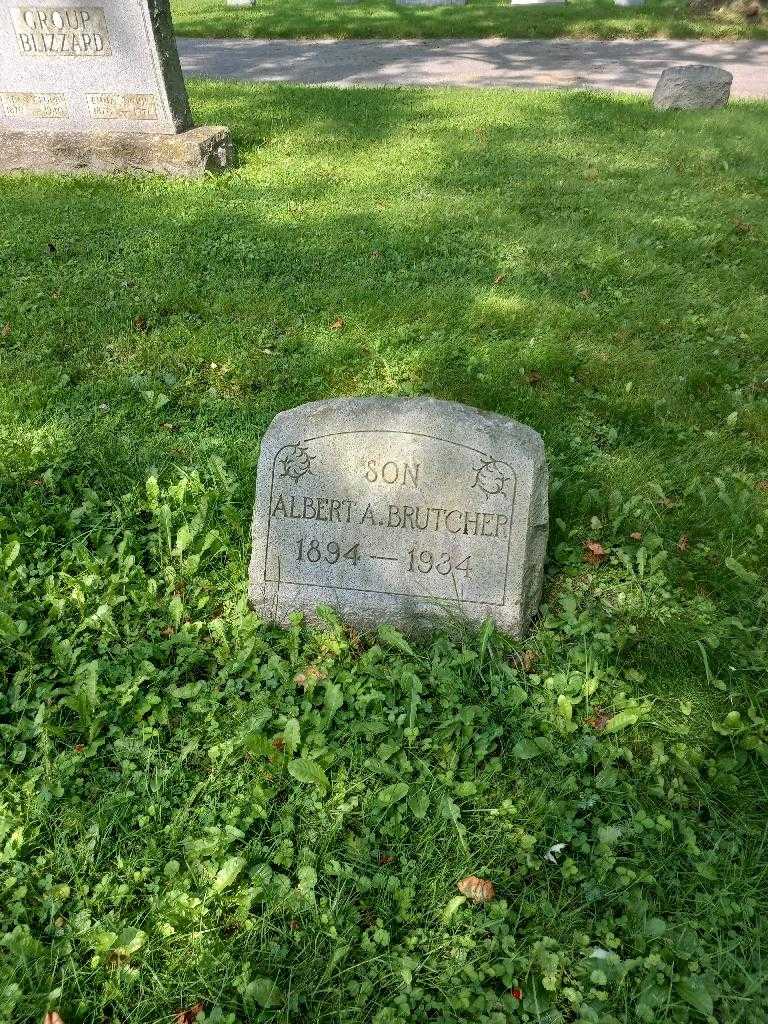 Albert A. Brutcher's grave. Photo 1