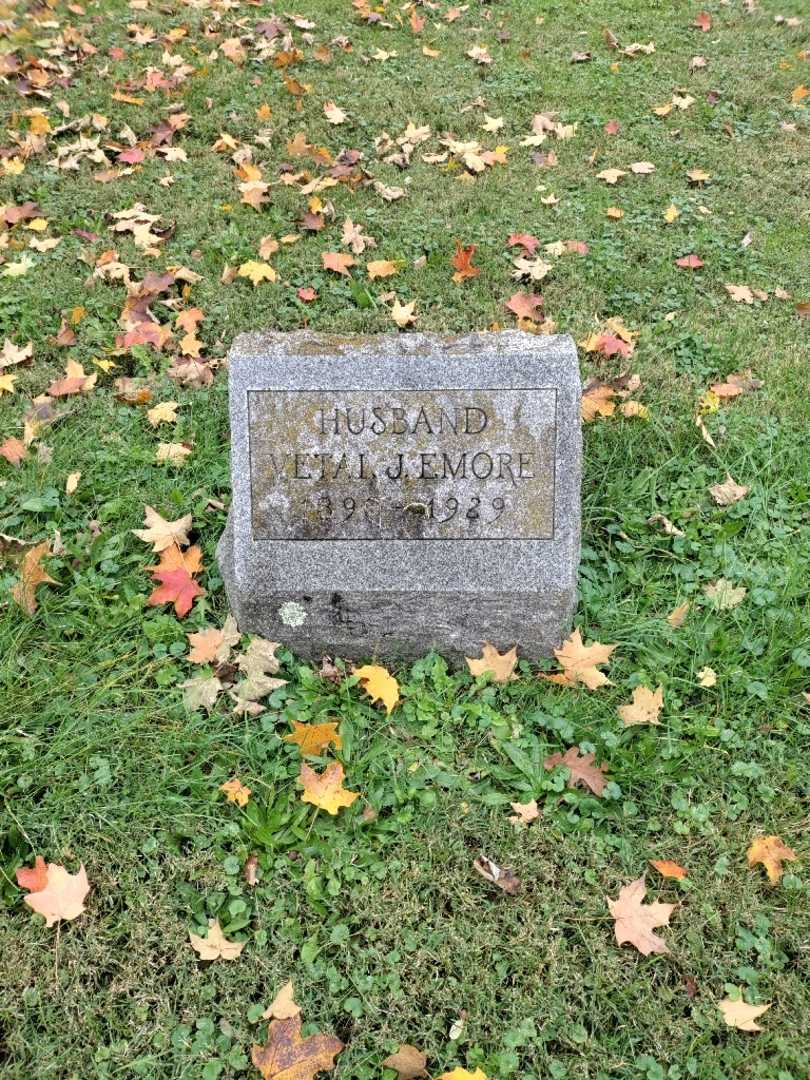 Vetal J. Emore's grave. Photo 2