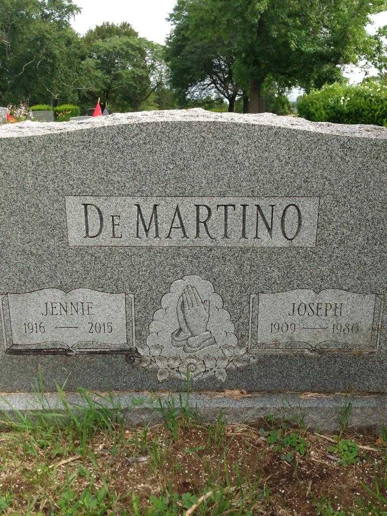 Joseph De Martino's grave. Photo 2