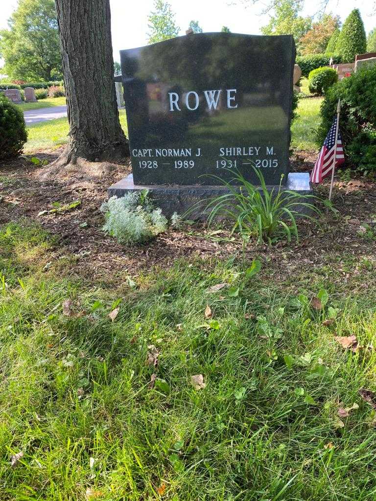 Norman J. Rowe's grave. Photo 2