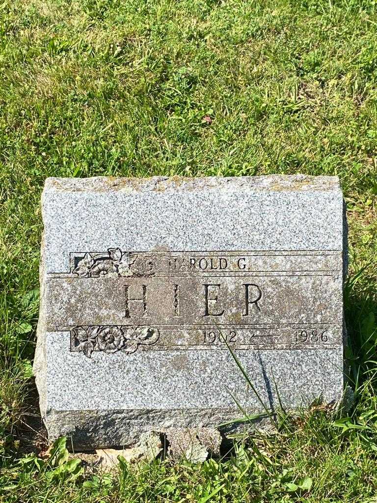 Harold G. Hier's grave. Photo 3