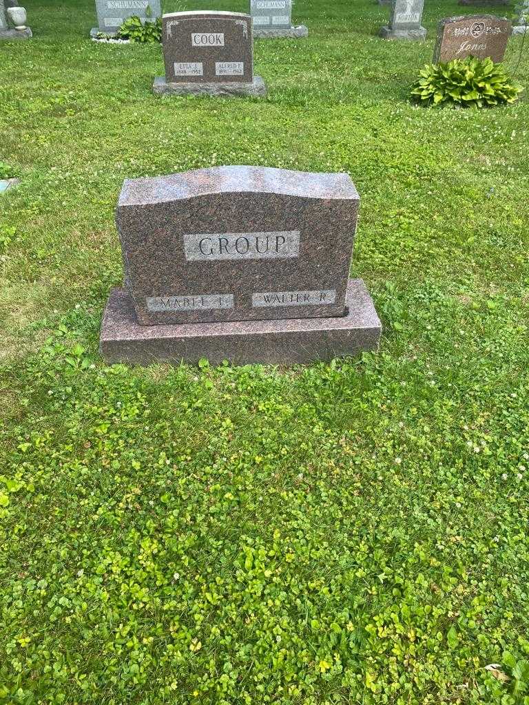 Mabel I. Group's grave. Photo 2