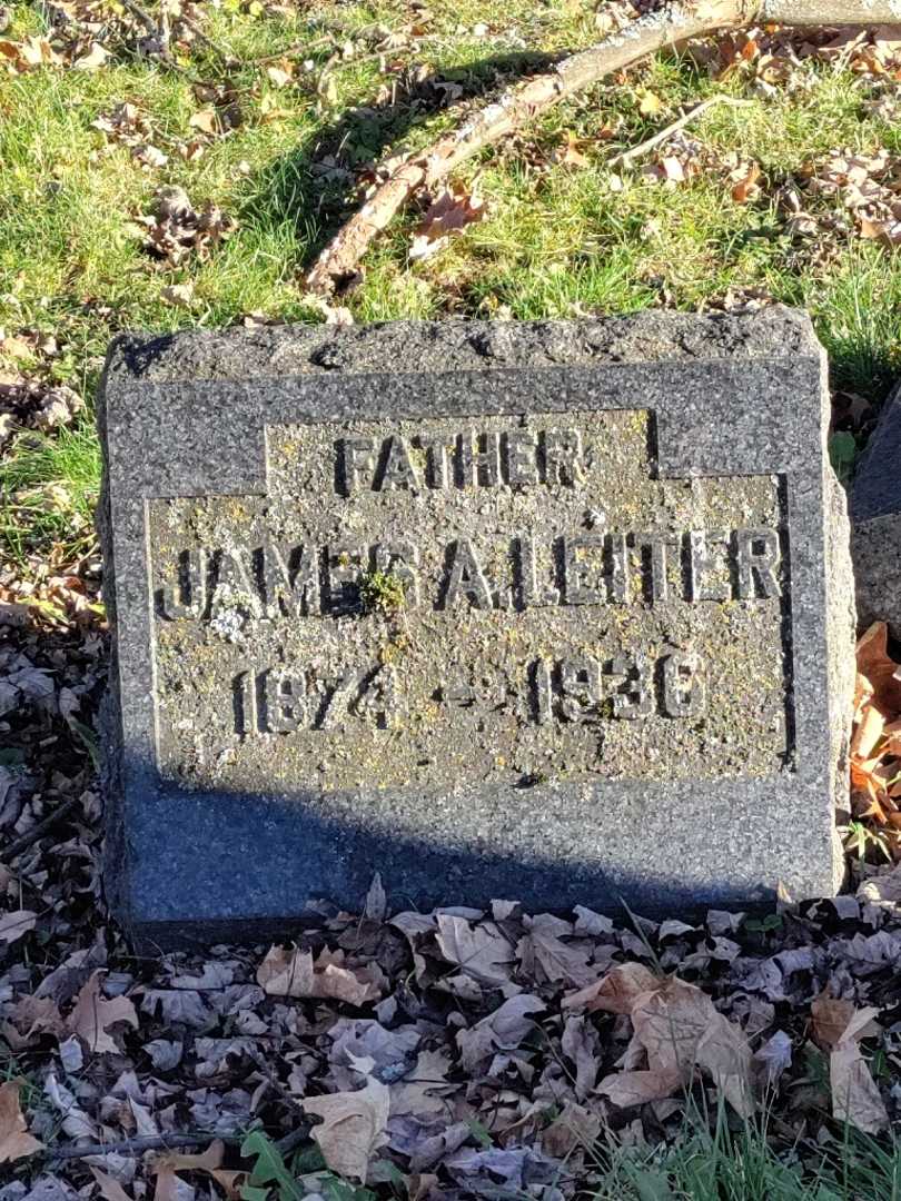 James A. Leiter's grave. Photo 3