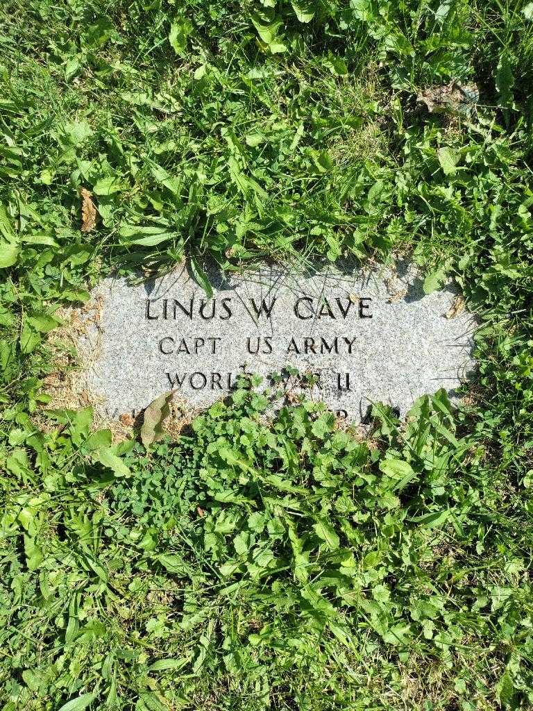 Linus W. Cave's grave. Photo 2