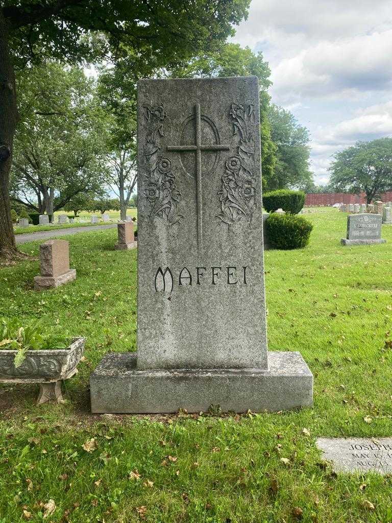 Neil C. Maffei Senior's grave. Photo 6