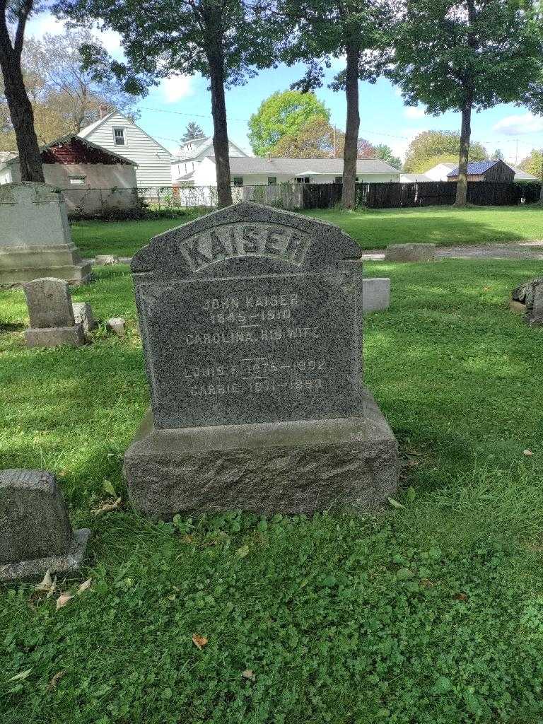 Carolina Kaiser's grave. Photo 2