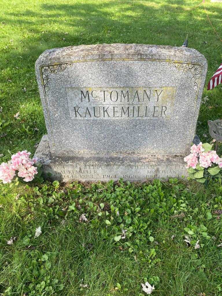 Henry J. Kaukemiller's grave. Photo 3