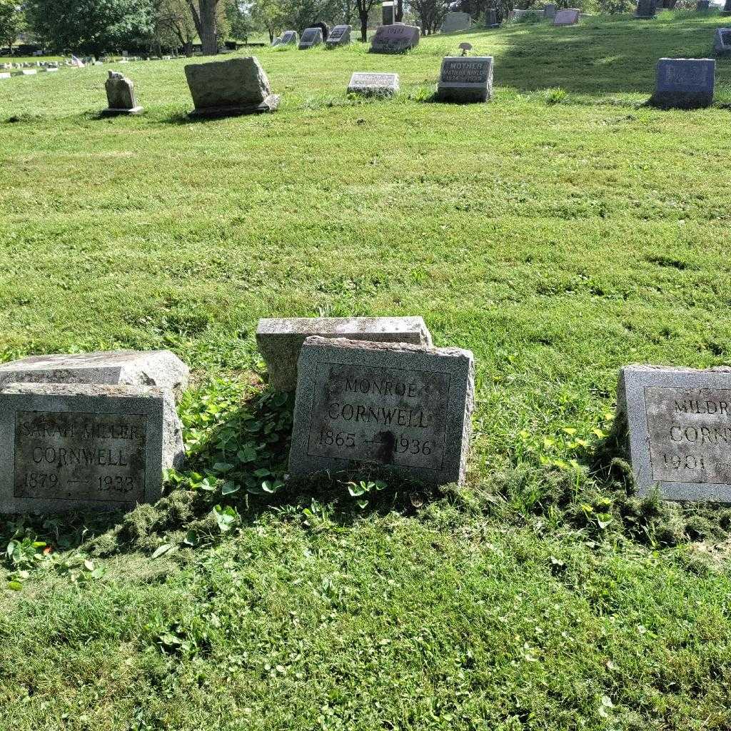 Monroe Cornwell's grave. Photo 1