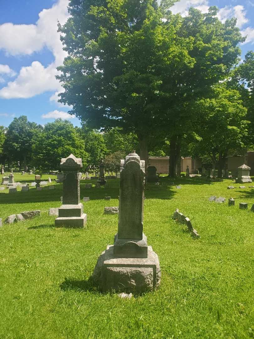 Harvey E. Wood's grave. Photo 2