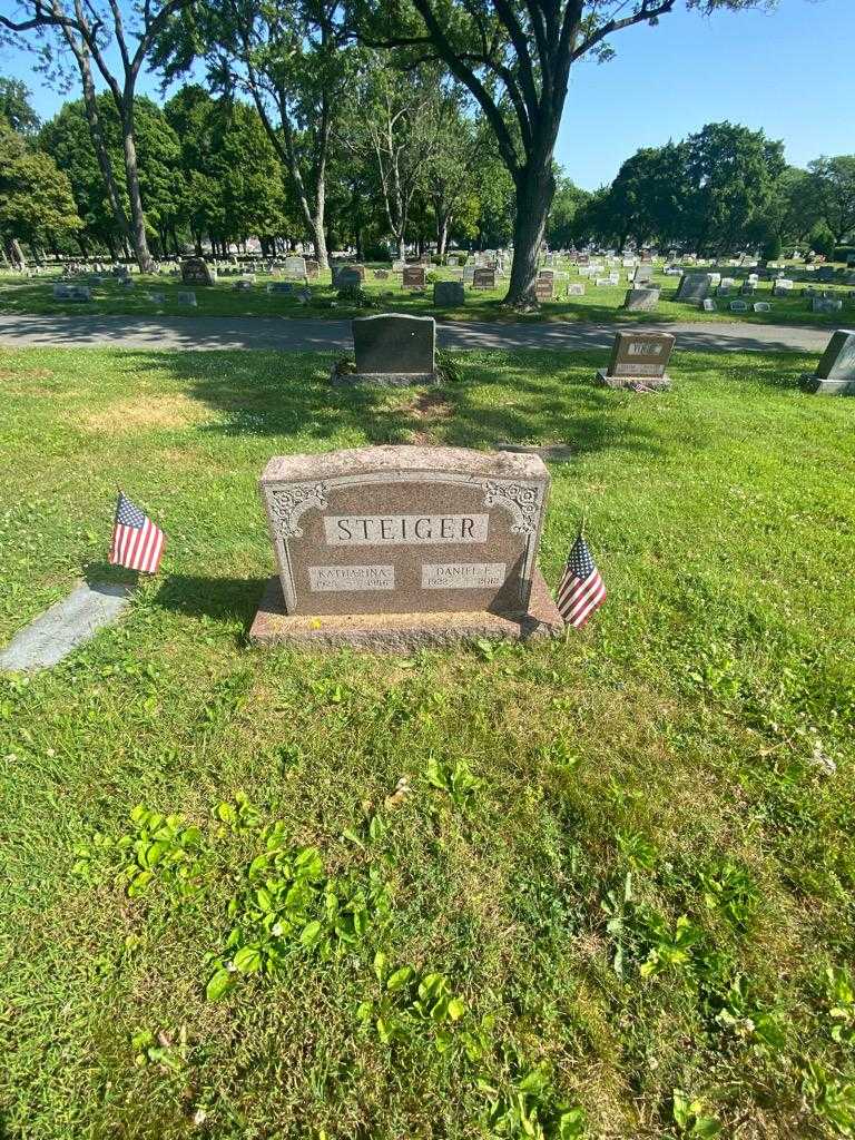 Katharina Steiger's grave. Photo 1