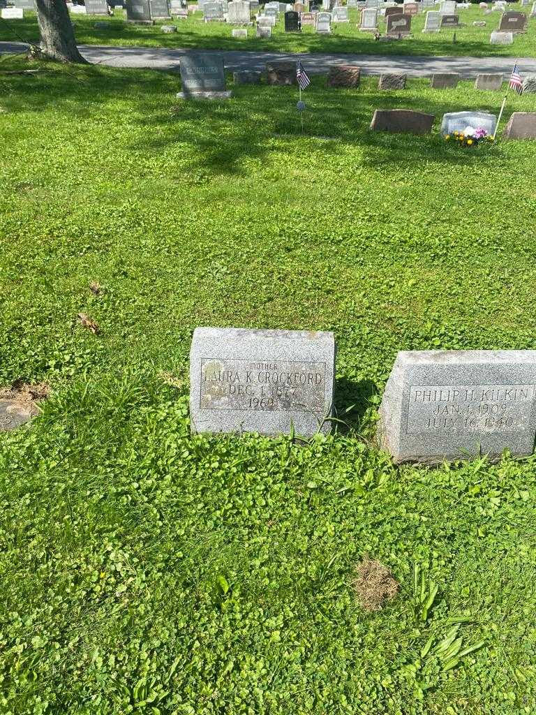 Laura K. Crockford's grave. Photo 2
