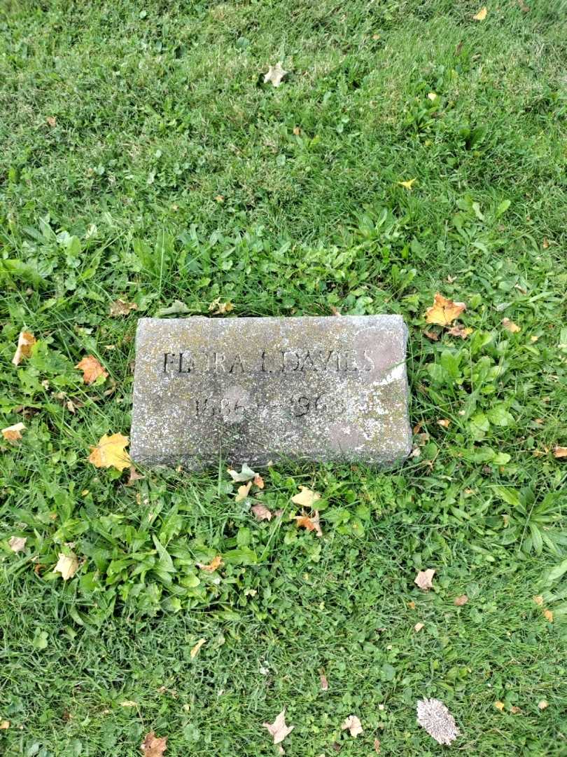 Flora I. Davies's grave. Photo 2