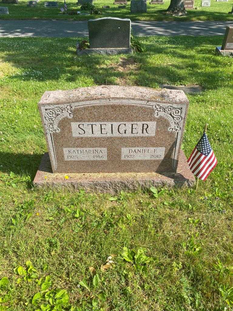 Katharina Steiger's grave. Photo 2