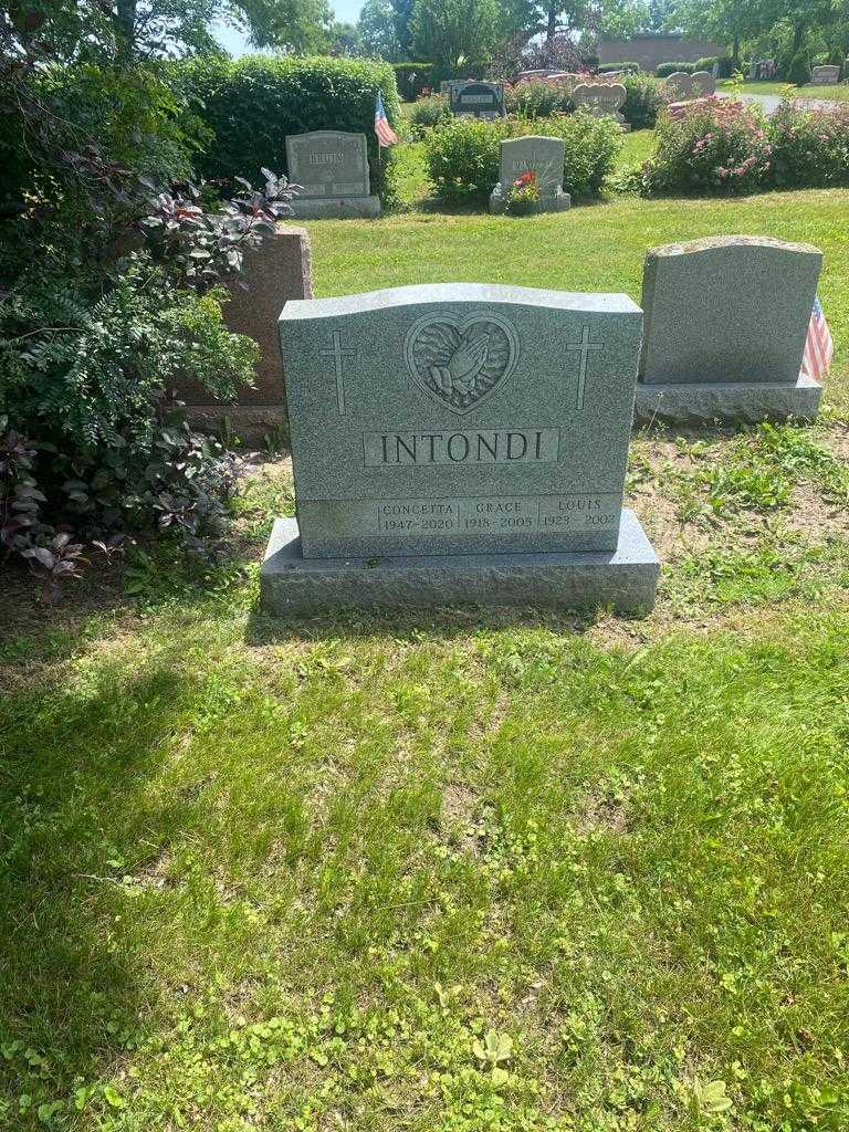 Louis Intondi's grave. Photo 2