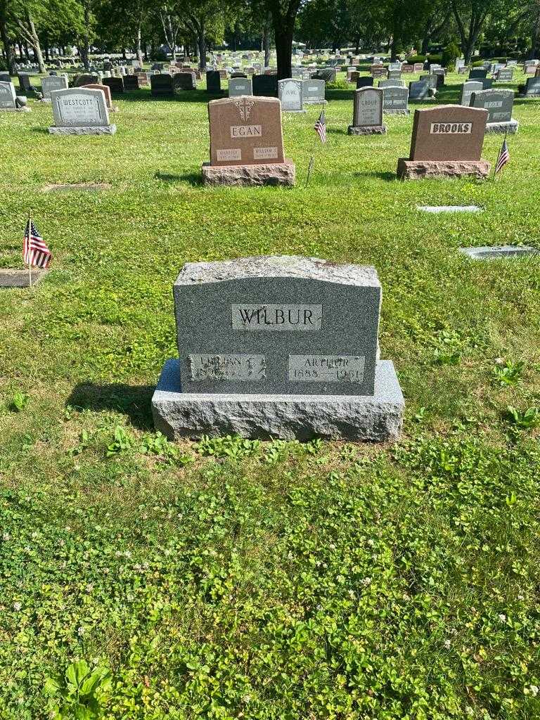 Arthur Wilbur's grave. Photo 2