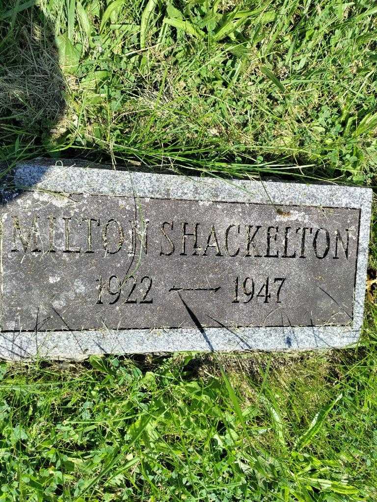 Milton Joseph Shackelton's grave. Photo 3