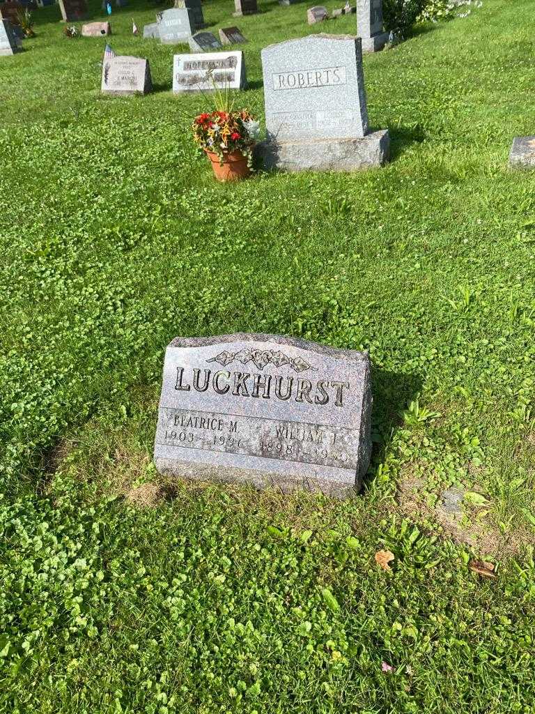 Beatrice M. Luckhurst's grave. Photo 2