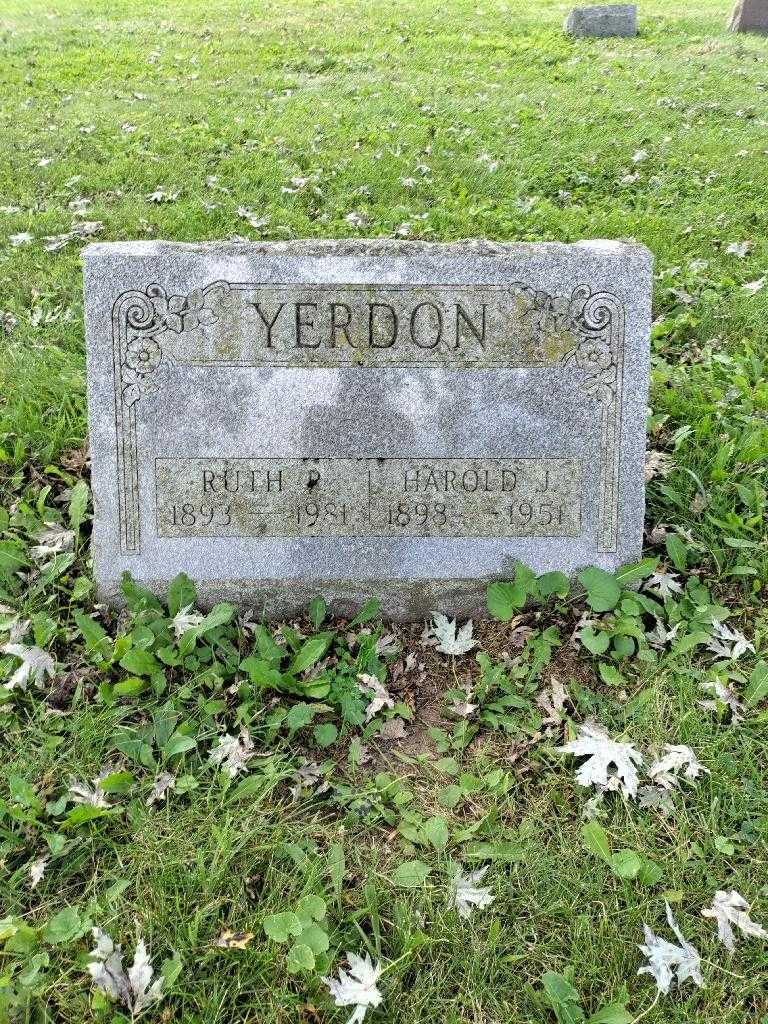 Ruth P. Yerdon's grave. Photo 2