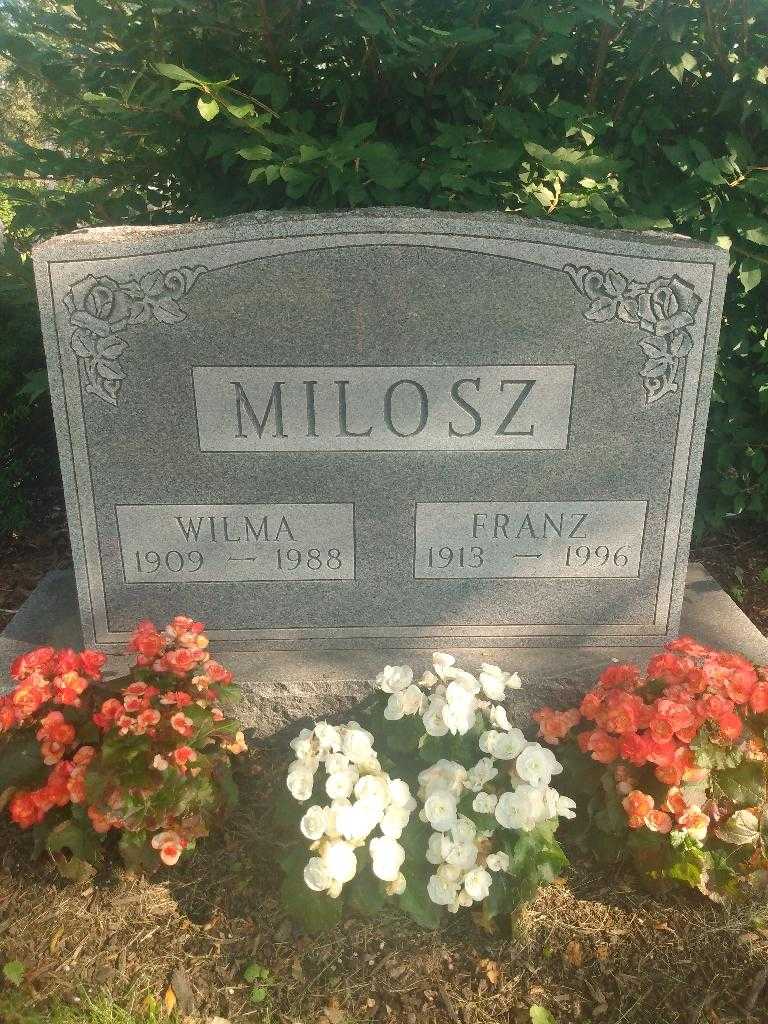 Wilma Milosz's grave. Photo 2